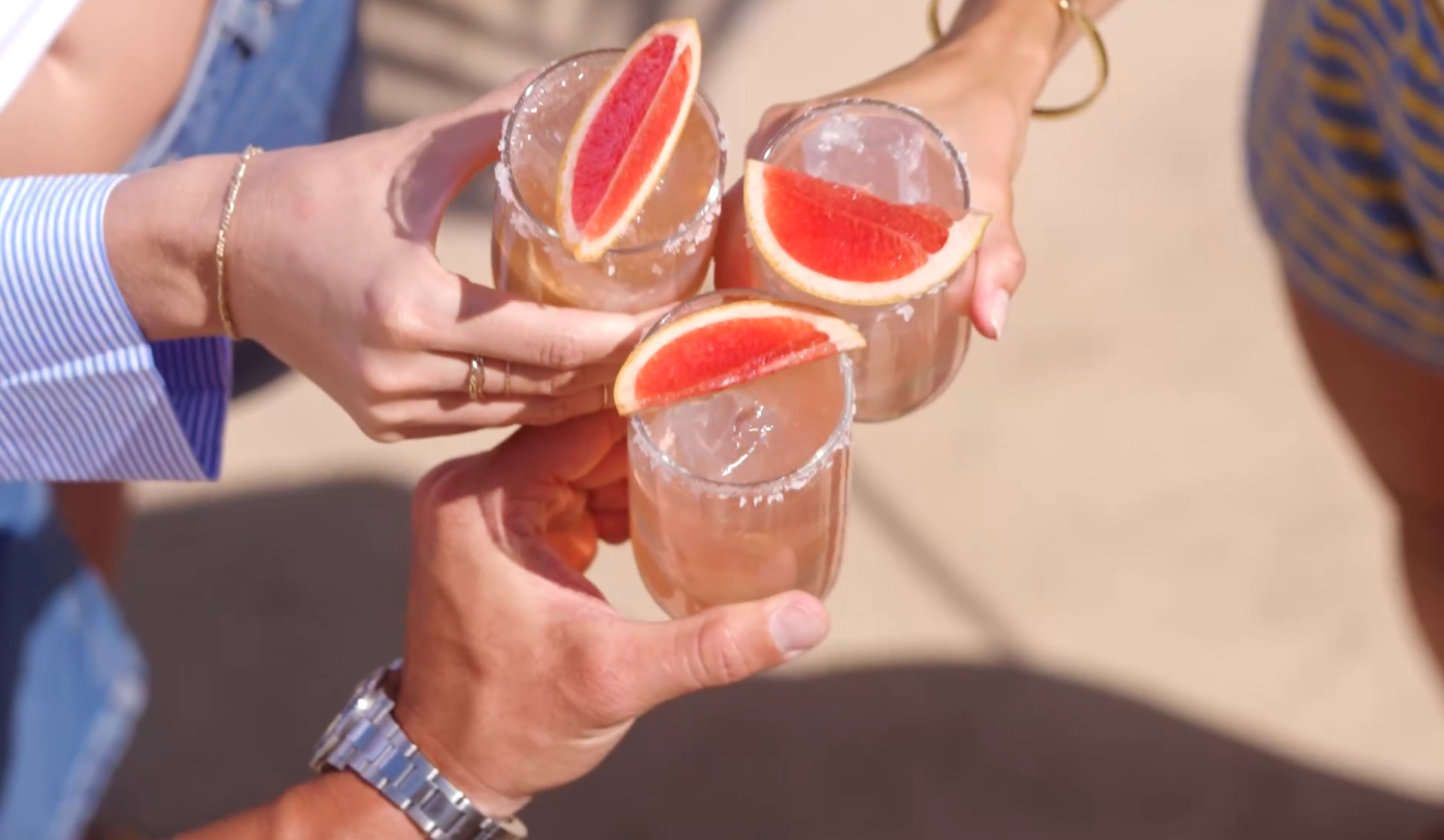 Summer’s calling – METAXA inspirations